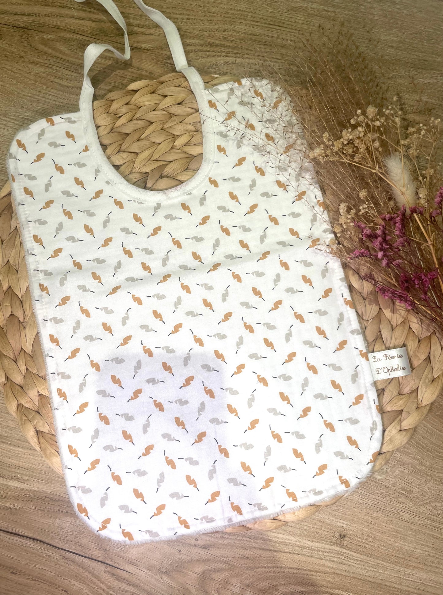 Grand bavoir feuille /ecru