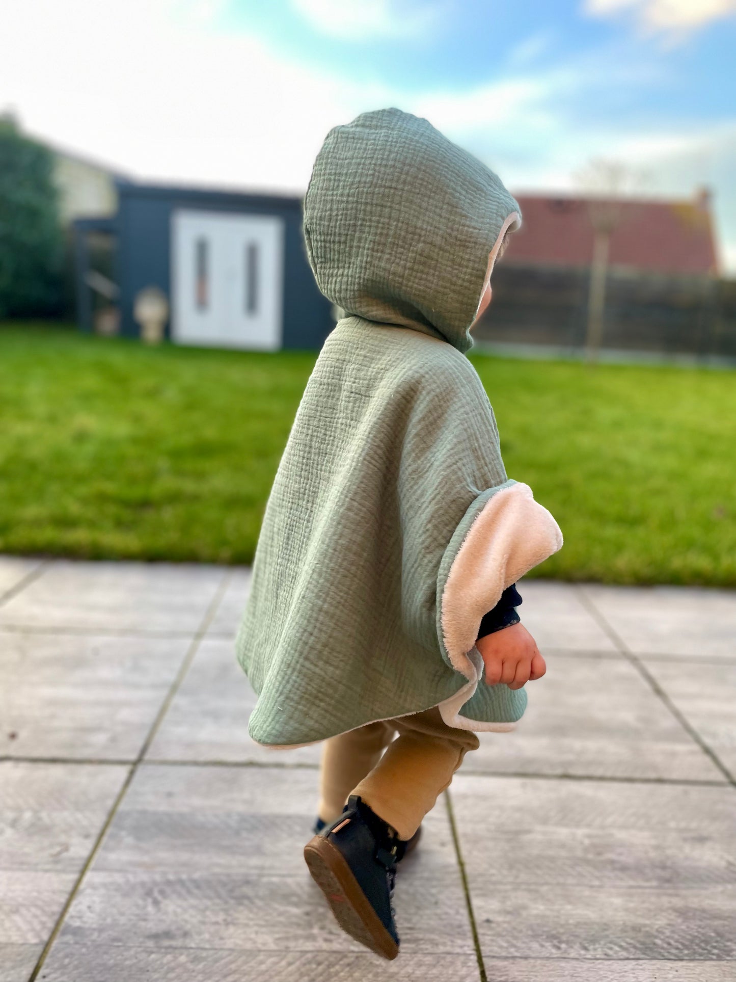 Poncho gaze de coton avec capuche