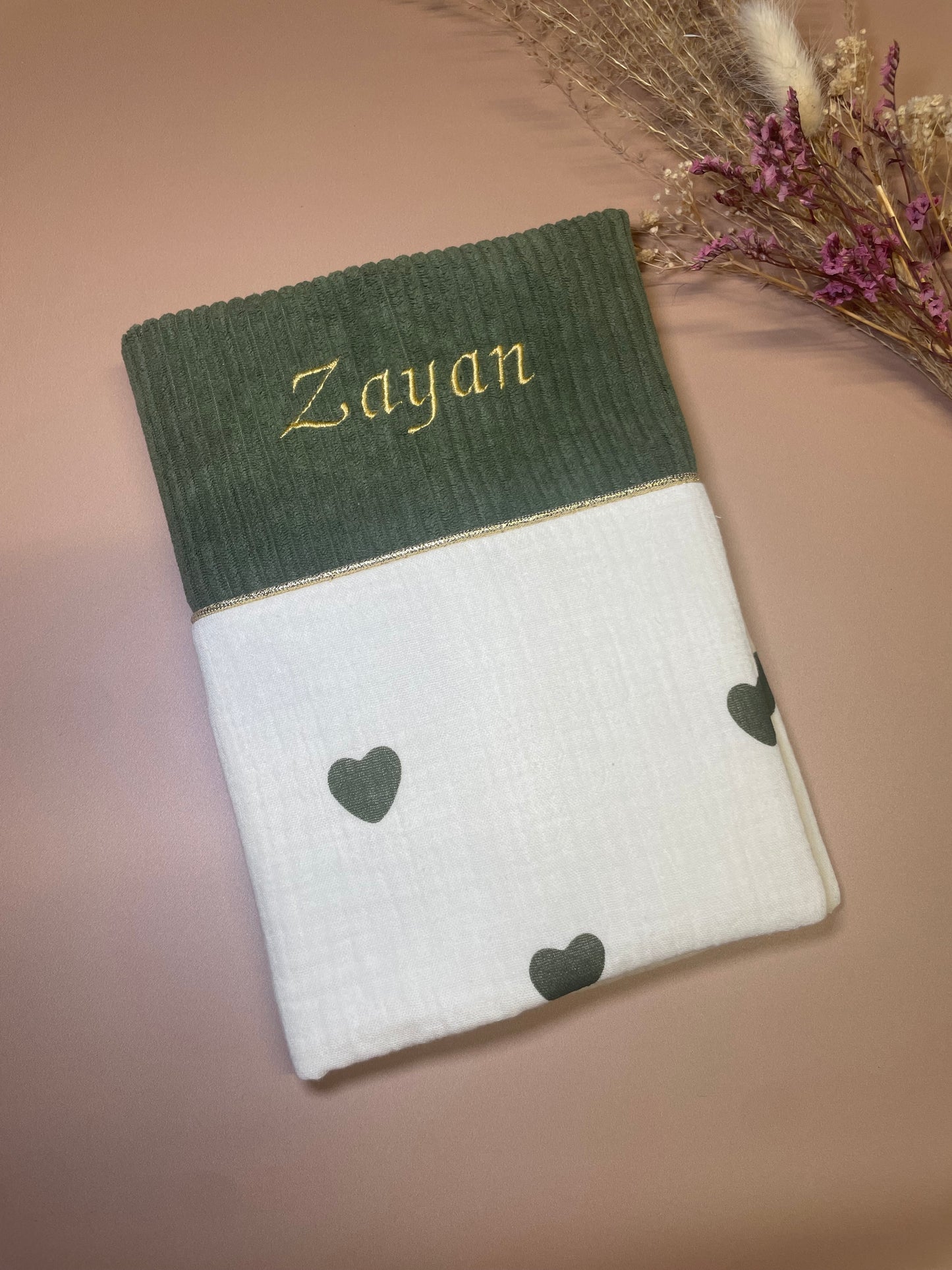 Protège carnet de santé velour vert + coeur
