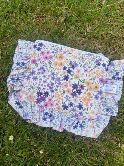 Trousse plate à volant fleurs violette