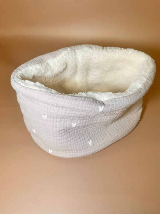 Snood enfant beige / cœur blanc