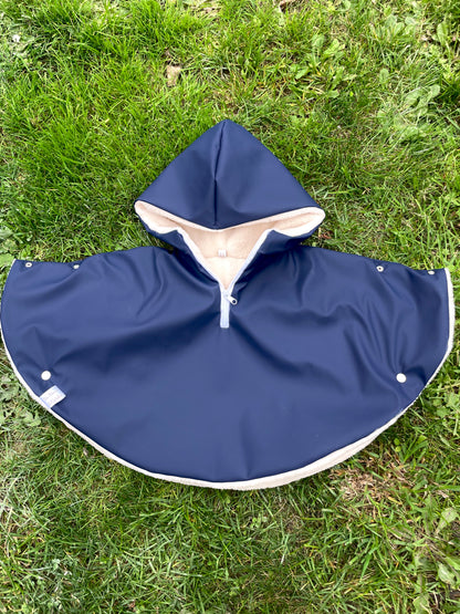 Poncho imperméable bleu marine